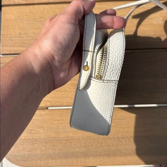 Fossil Gemma Crossbody Camera leather Cream white ivory Crossbody Bag EUC classy - Picture 9 of 11